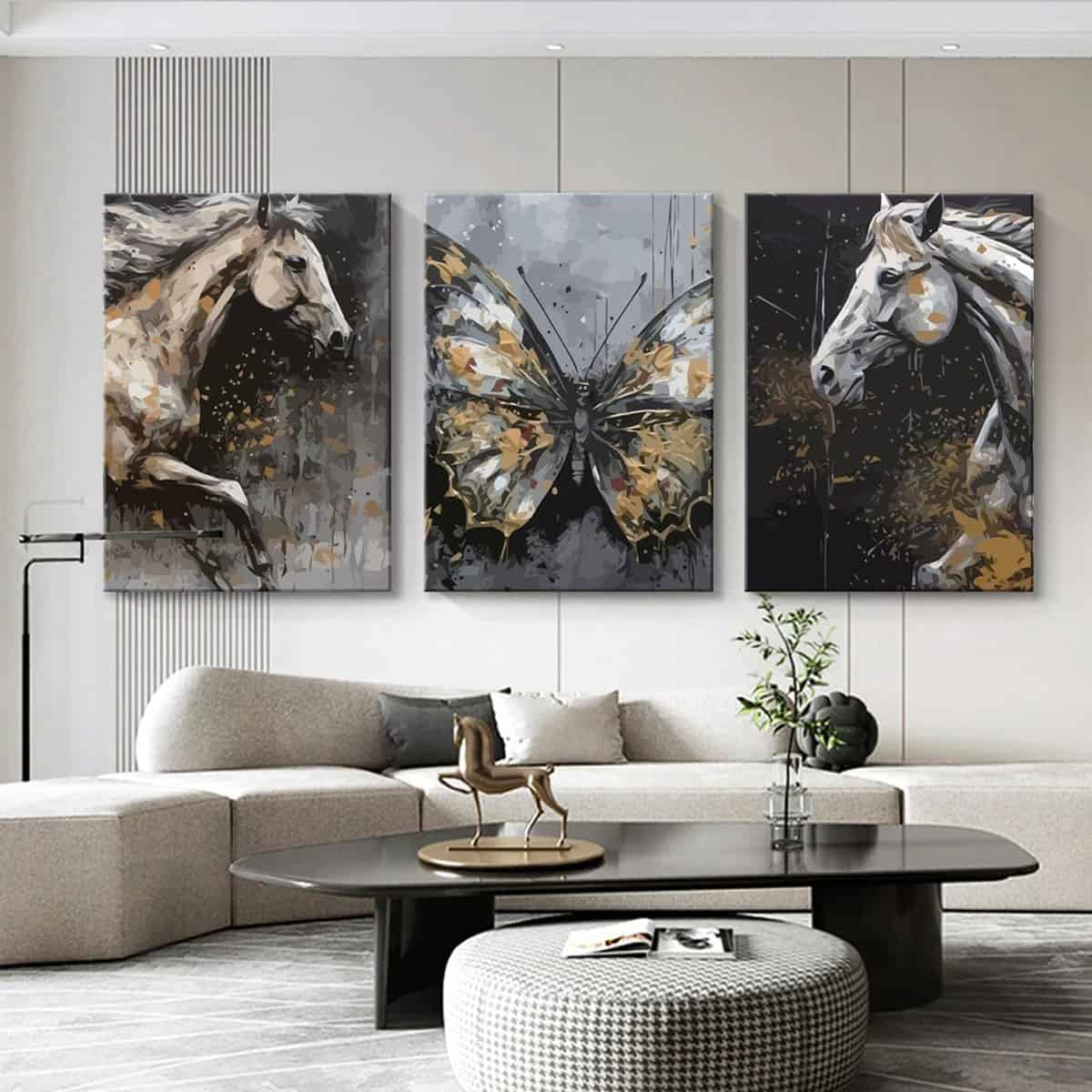 Luxury golden hoarse canvas wall art